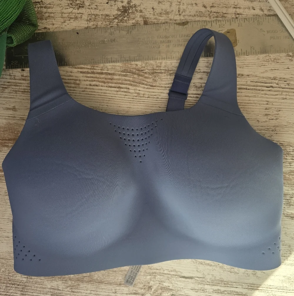 Victoria Secret Seamless Periwinkle Sports Bra Sz 36DD Sport Athletic Gym - Picture 1 of 10